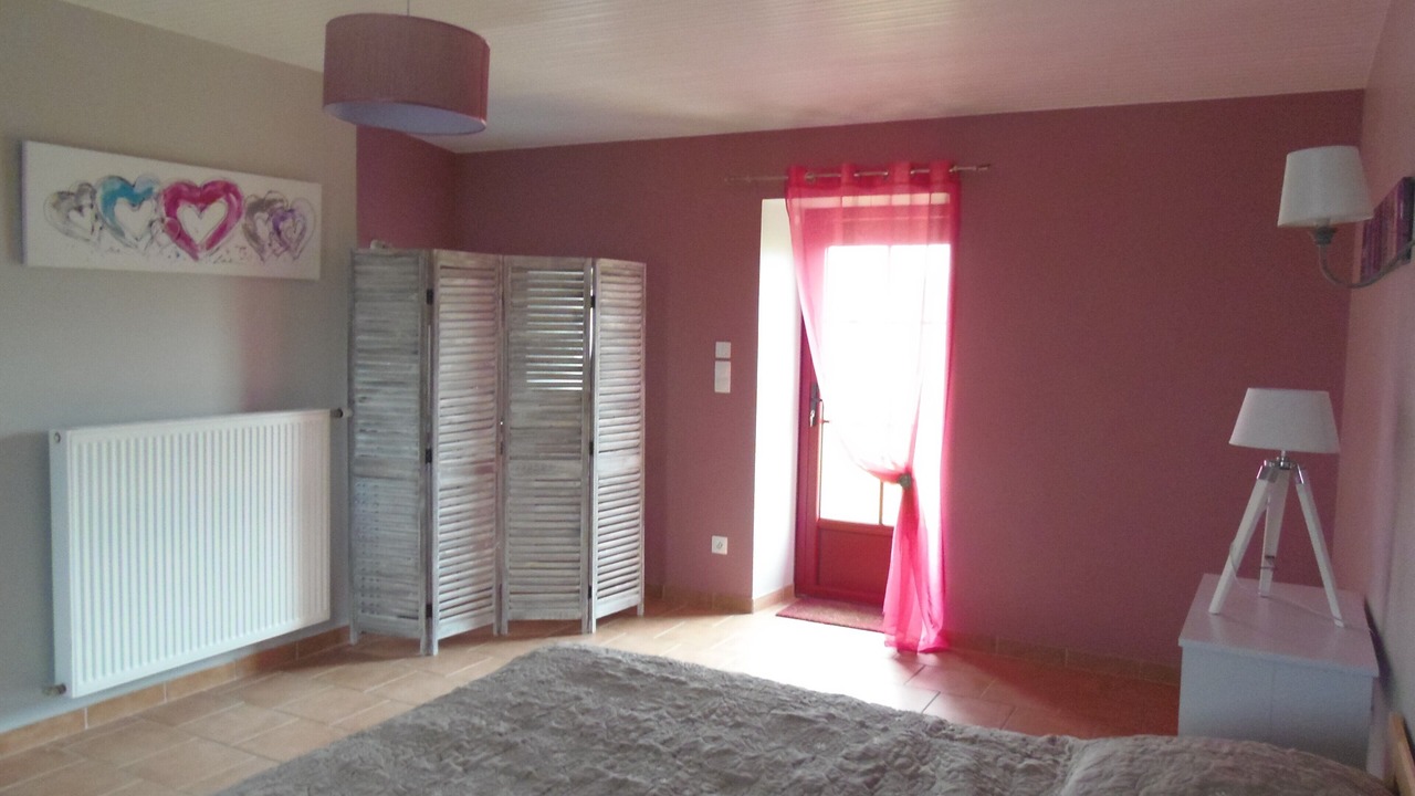 Photo of Bedroom in Falleron