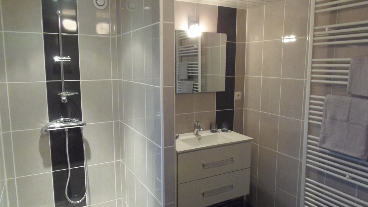 Photo of Bathroom in Falleron