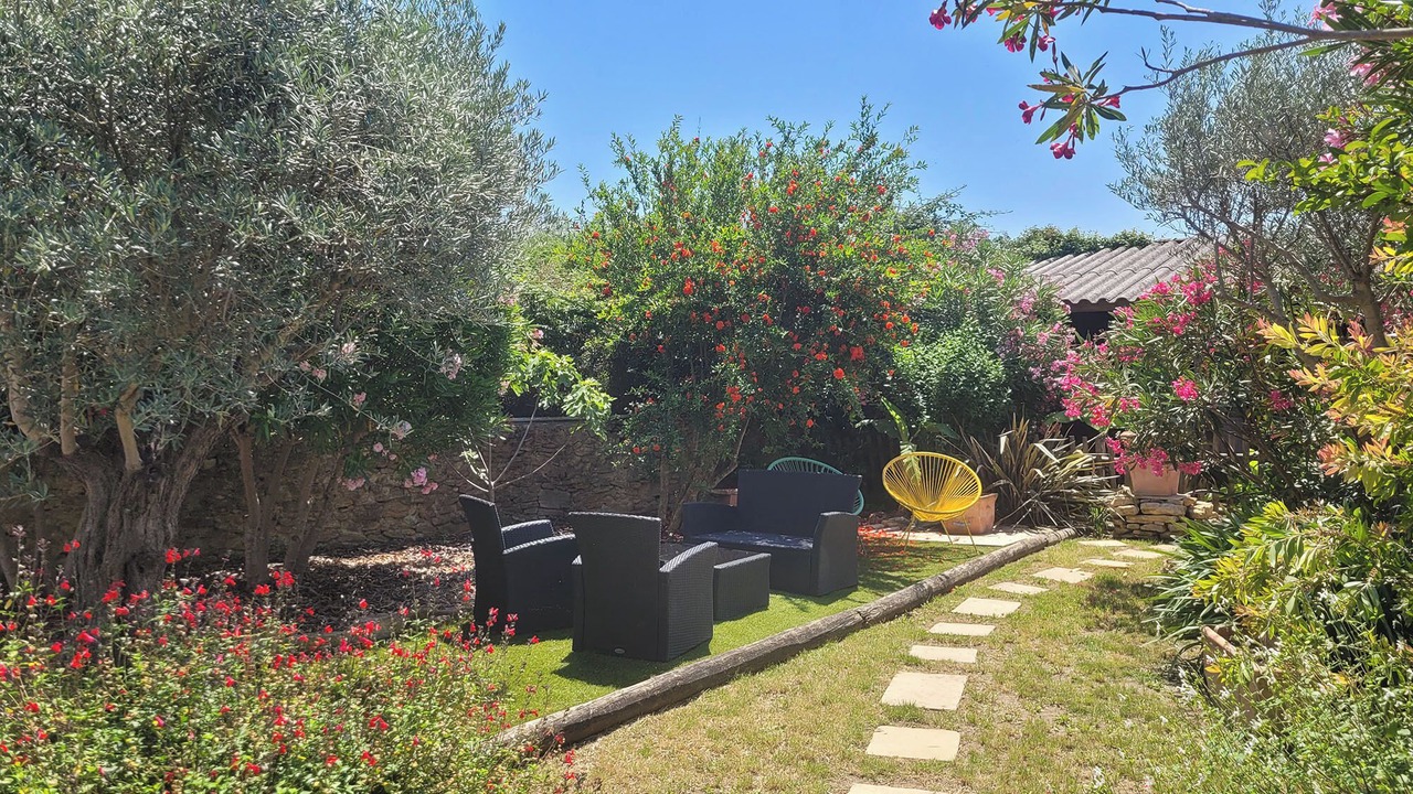 Photo of Patio Balcony in Sabran