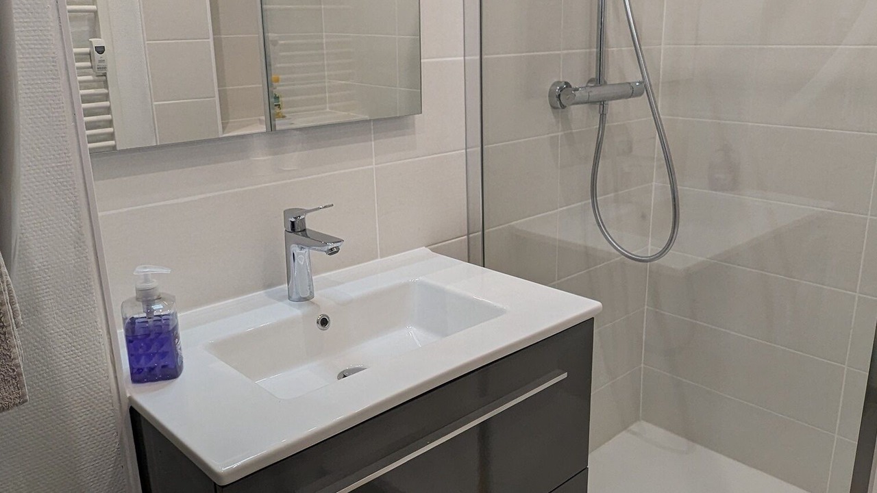 Photo of Bathroom in Beaune