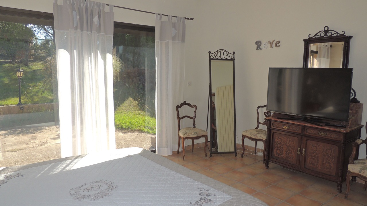Photo of Bedroom in Malves-en-Minervois