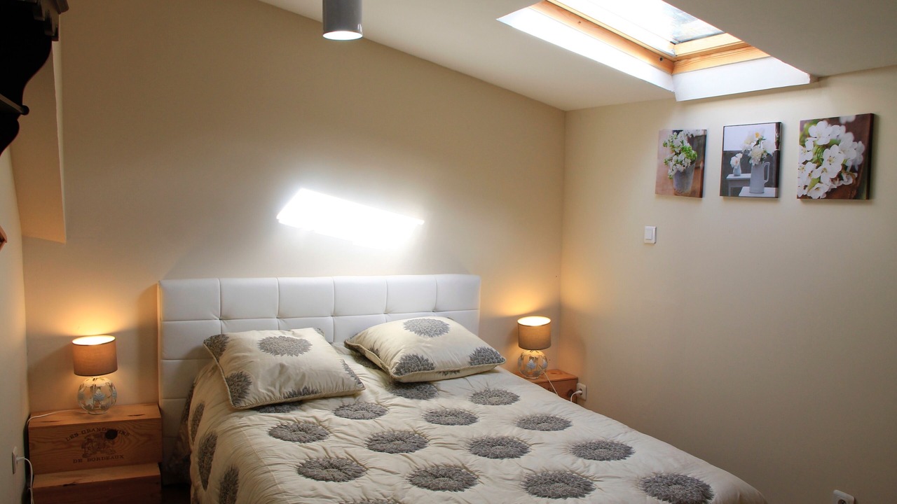 Photo of Bedroom in Langoiran