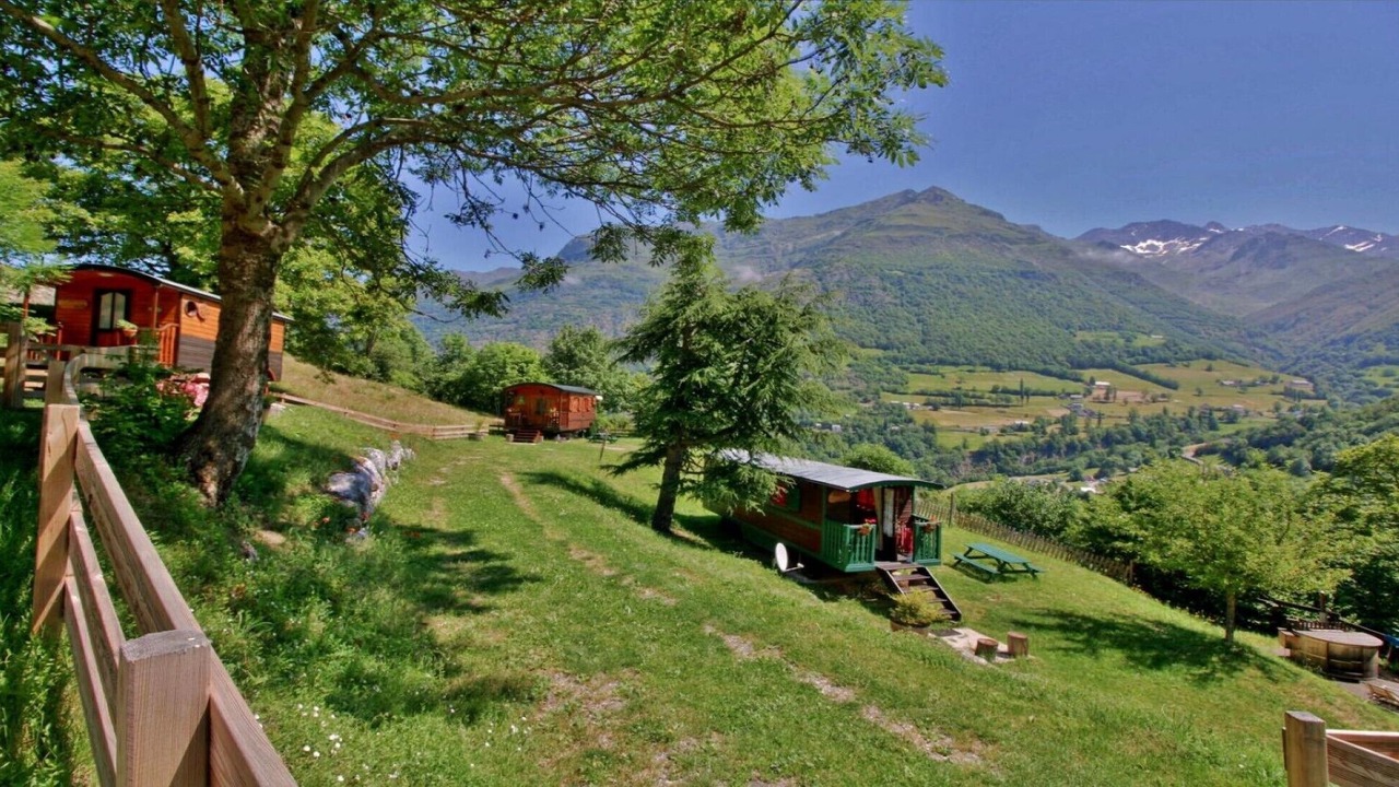 Photo of Outdoor in Gedre
