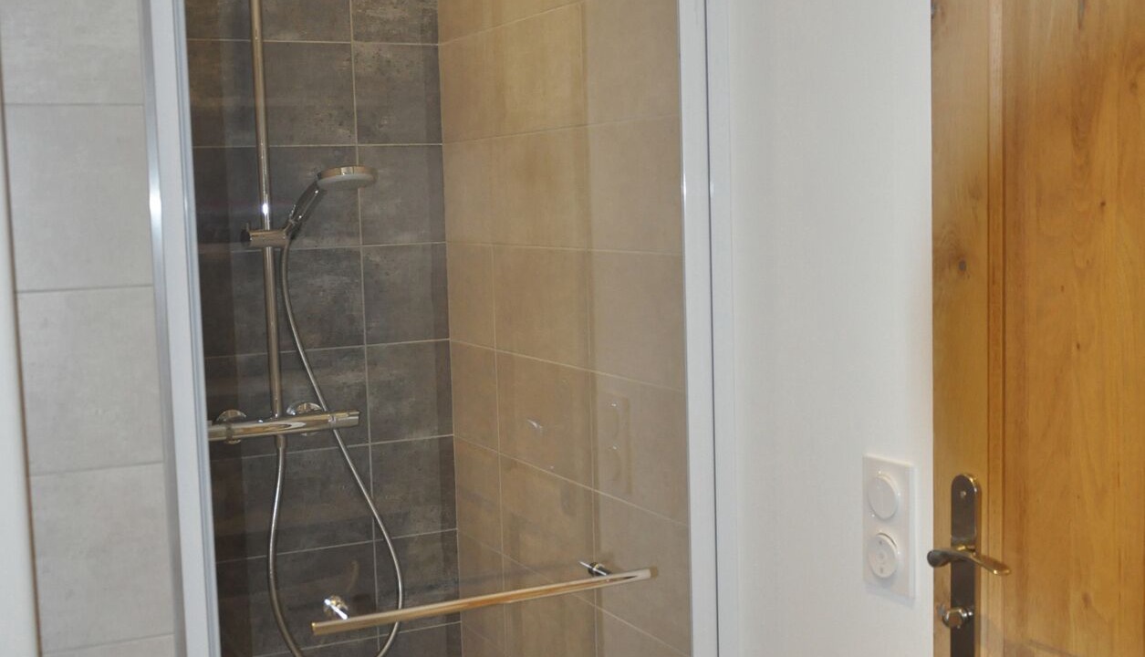 Photo of Bathroom in Camaret-sur-Aigues