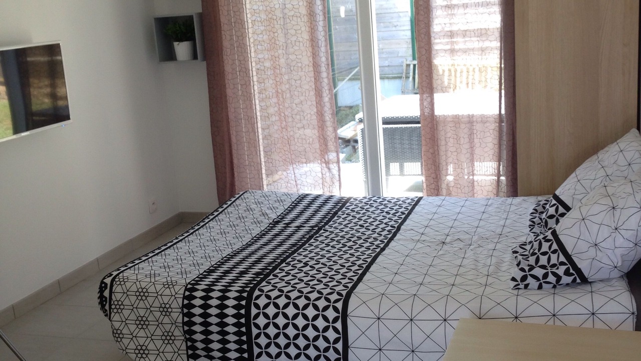 Photo of Bedroom in Landerneau