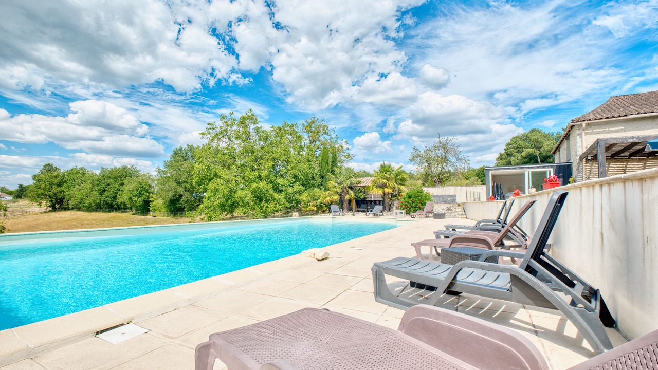 Photo of Outdoor in Montrem