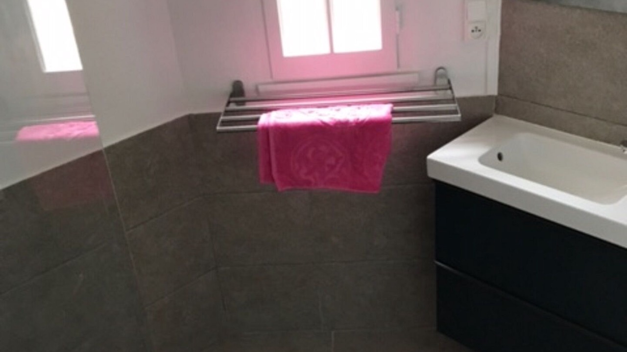 Photo of Bathroom in Le Lion-d'Angers