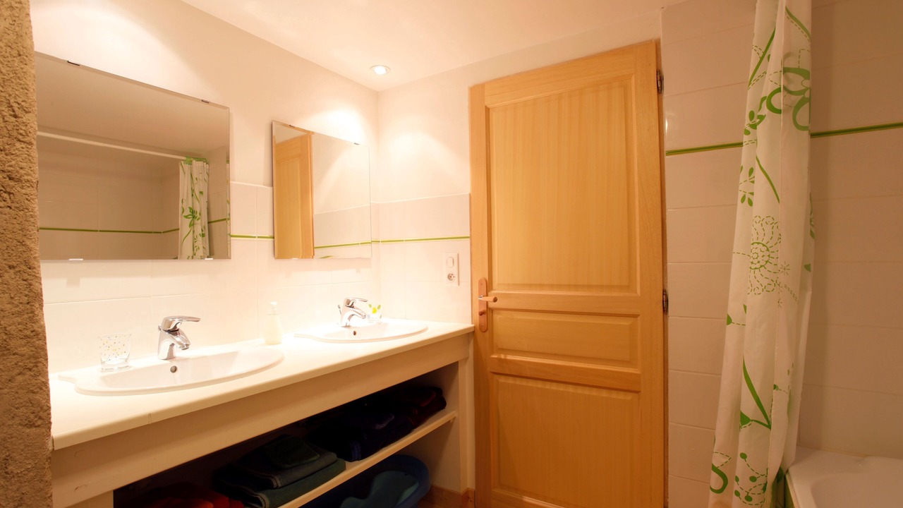 Photo of Bathroom in Cuq-Toulza