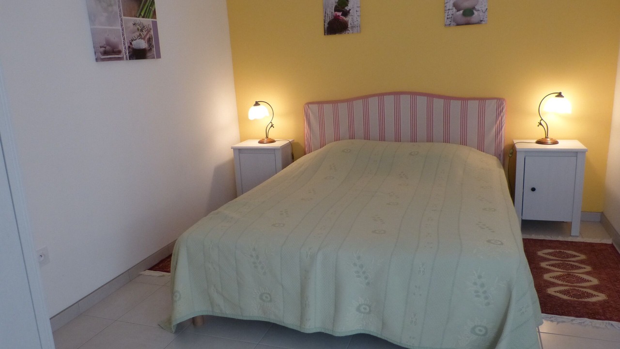 Photo of Bedroom in Mandeville-en-Bessin
