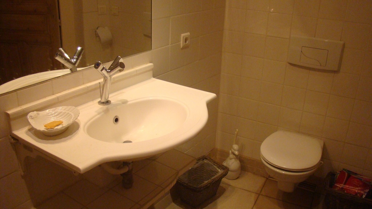 Photo of Bathroom in Nissan-lez-Enserune