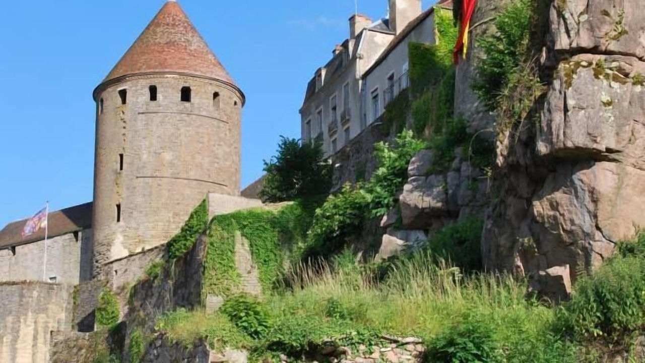 Photo of Others in Semur-en-Auxois