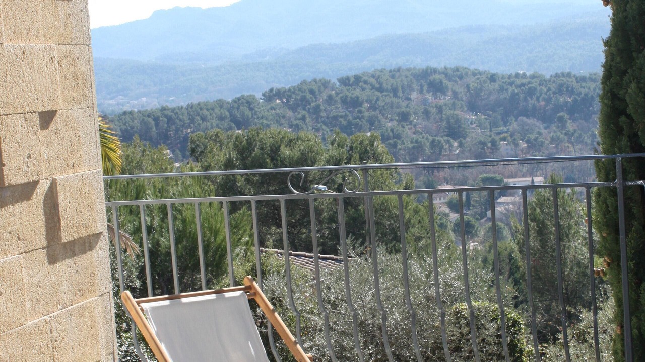 Photo of Patio Balcony in Bouc-Bel-Air