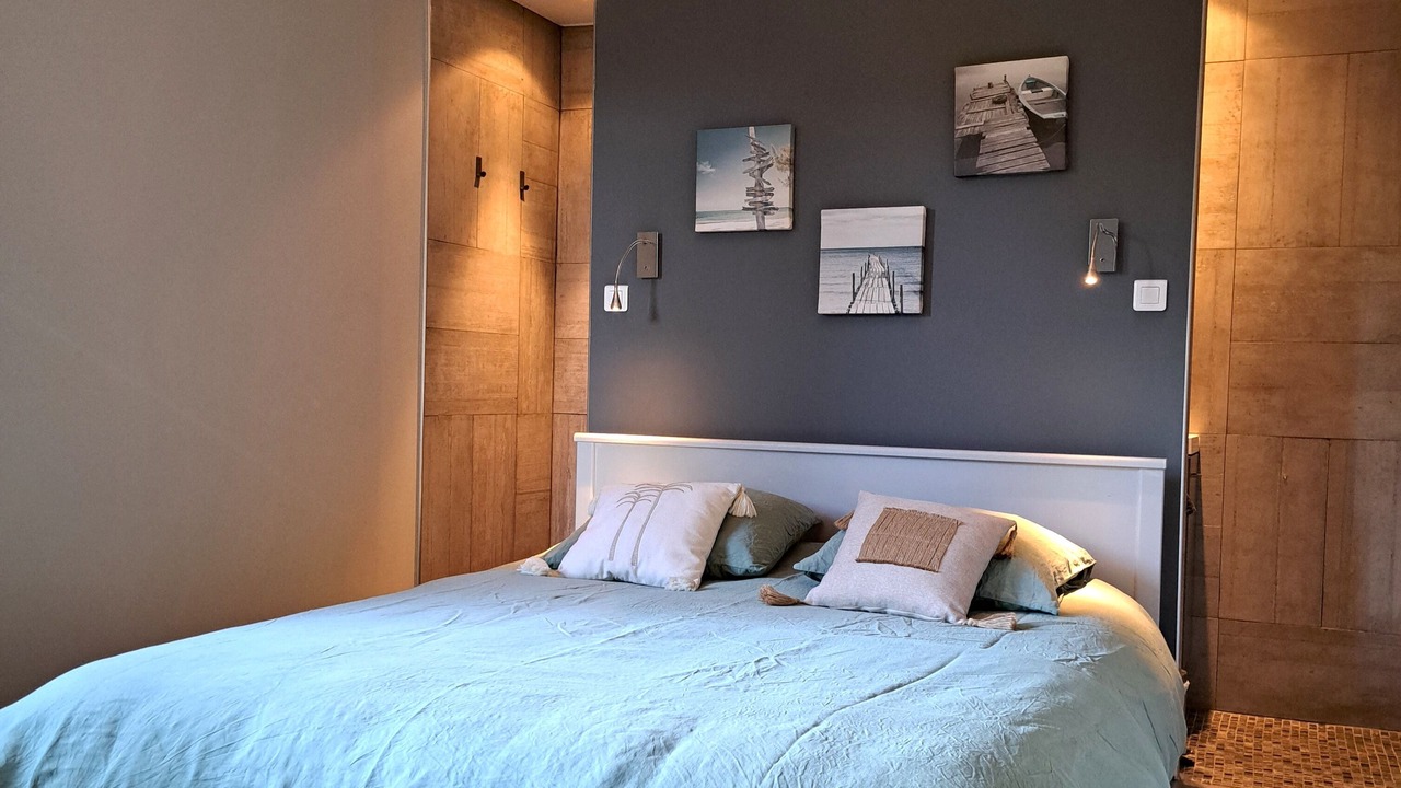 Photo of Bedroom in Bouc-Bel-Air