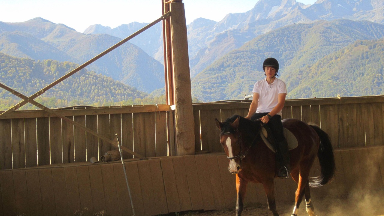 Photo of Others in Oust