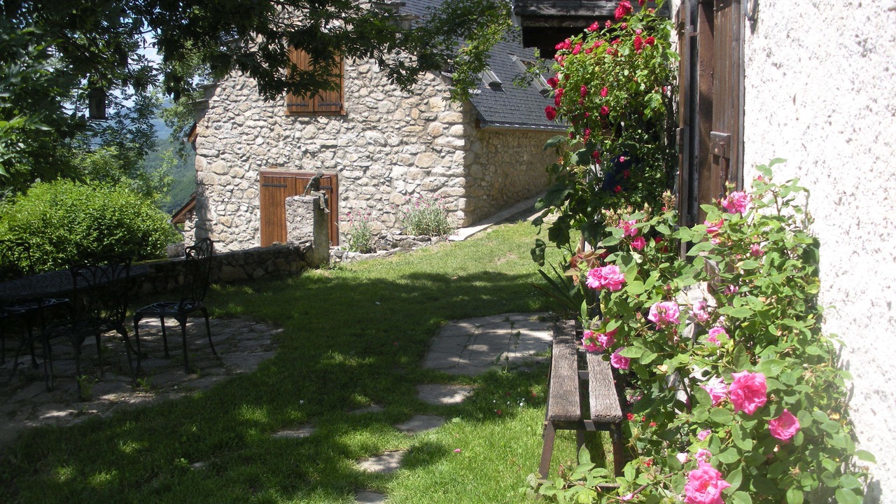 Photo of Outdoor in Oust