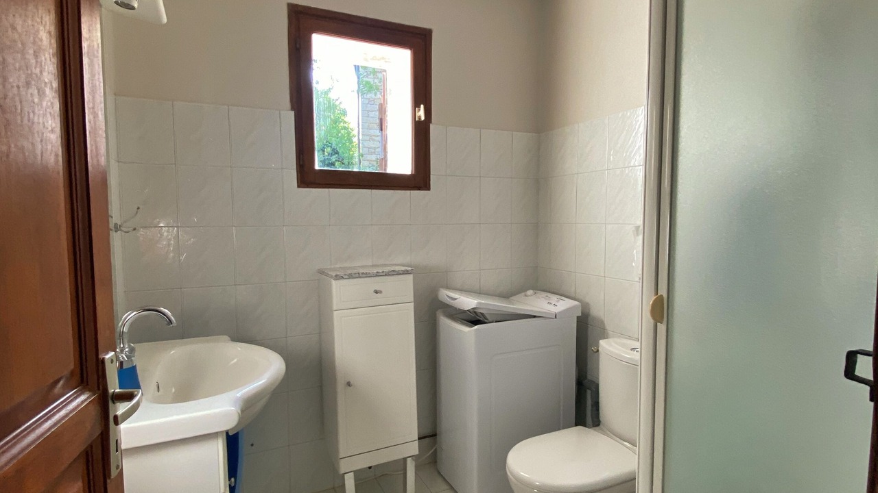 Photo of Bathroom in Vero