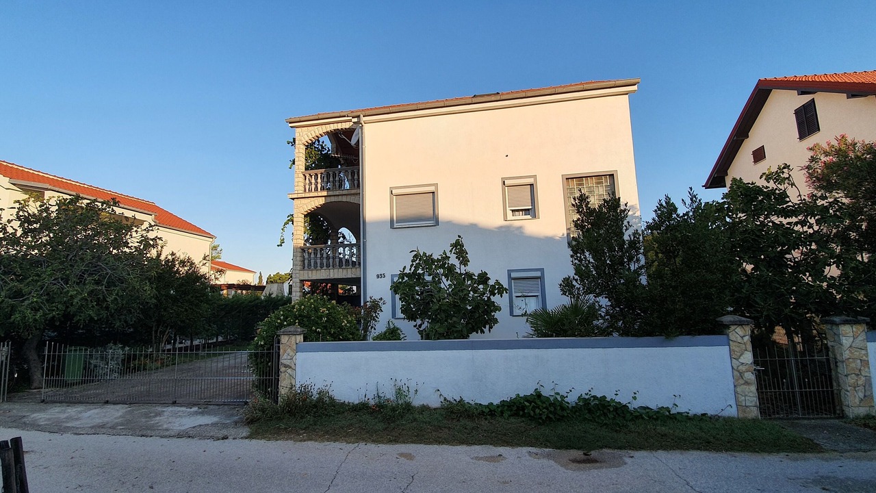 Photo of Outdoor in Nin
