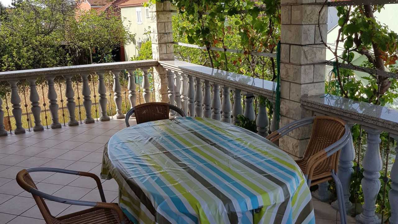 Photo of Outdoor in Nin