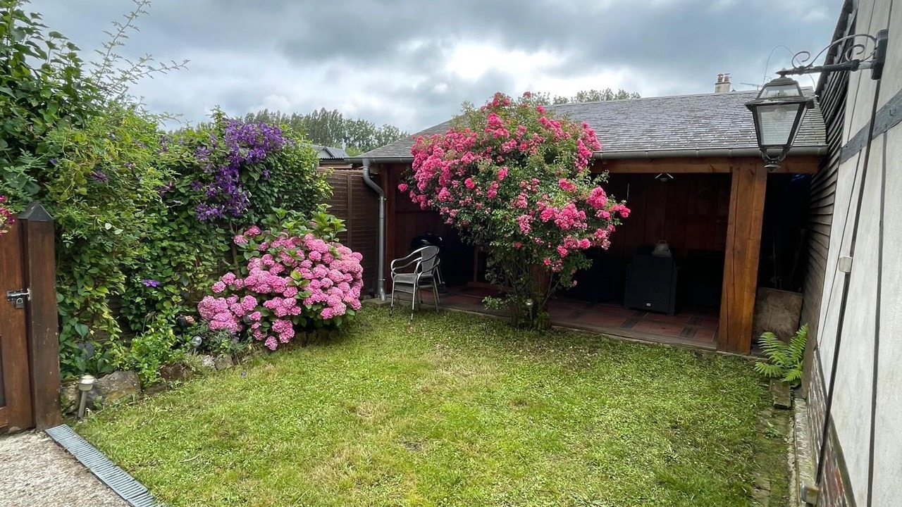 Photo of Patio Balcony in La Riviere-Saint-Sauveur