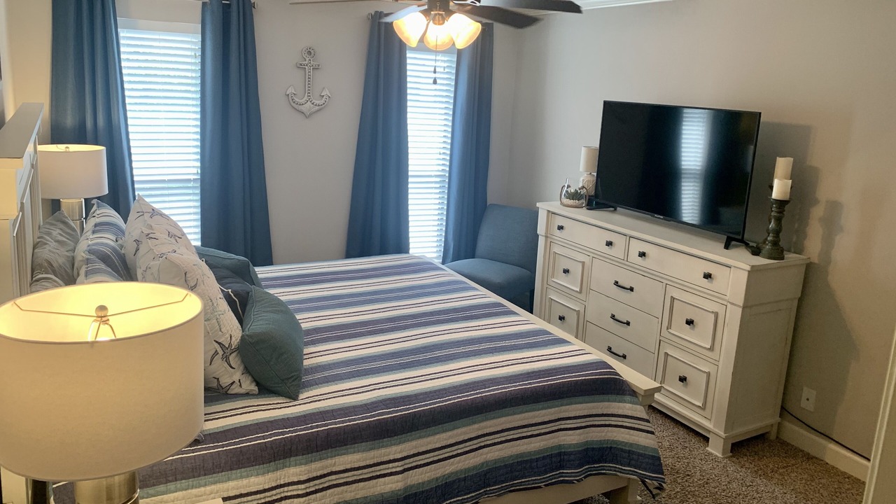 Photo of Bedroom in Saint Simons Heights