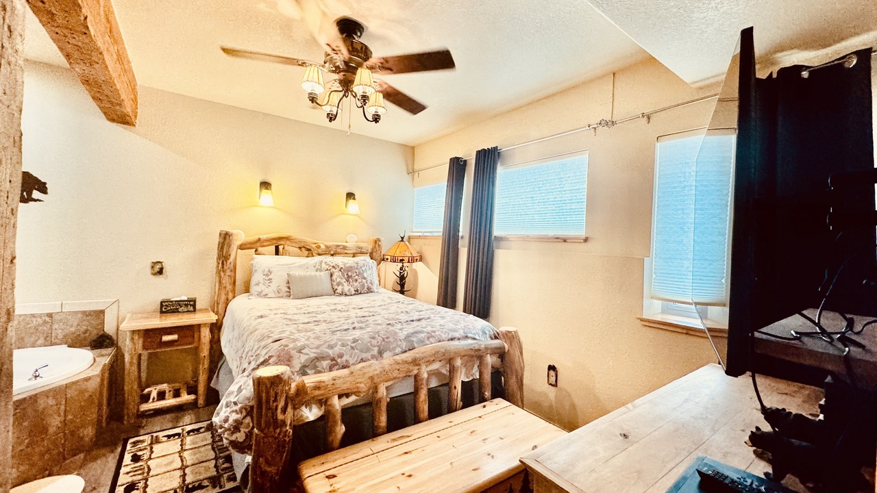 Photo of Bedroom in Estes Park