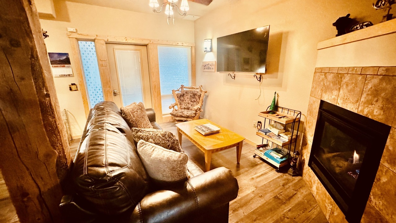 Photo of Livingroom in Estes Park