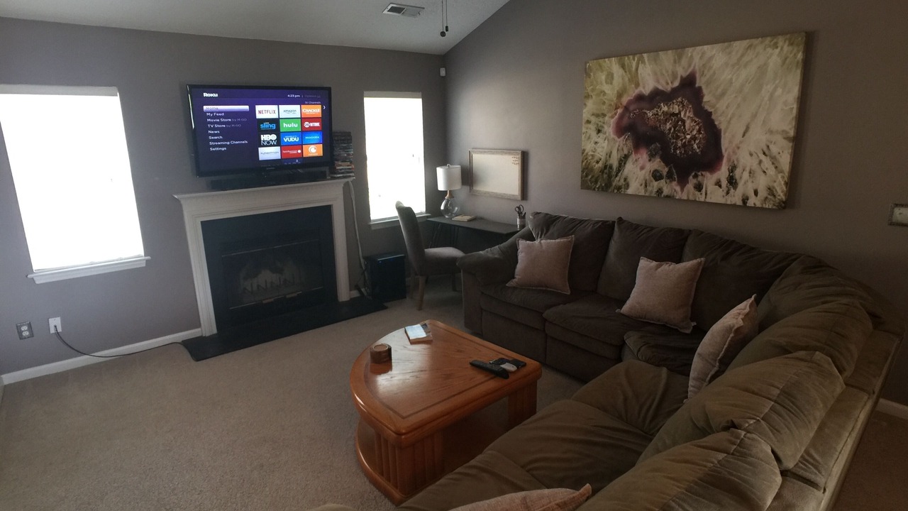 Photo of Livingroom in Murraysville