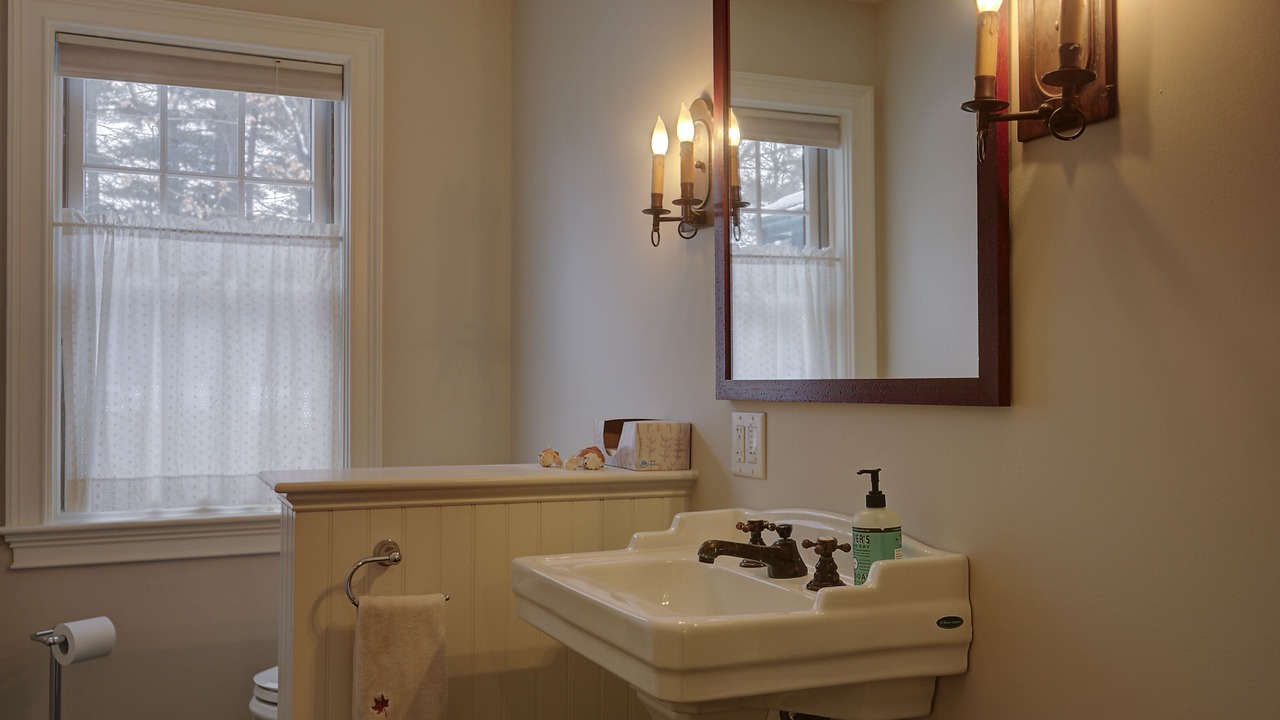 Photo of Bedroom in Alton Bay