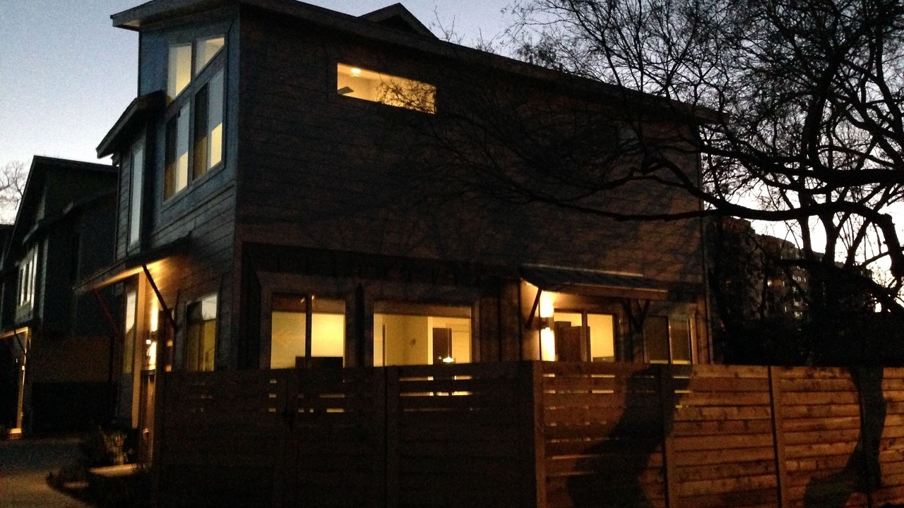 Photo of Outdoor in East Cesar Chavez