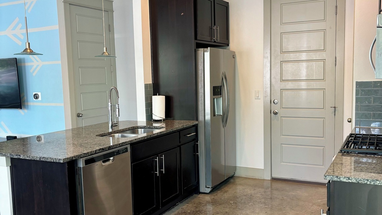 Photo of Kitchen in East Cesar Chavez