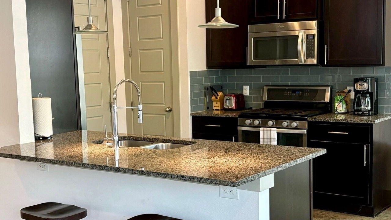 Photo of Kitchen in East Cesar Chavez