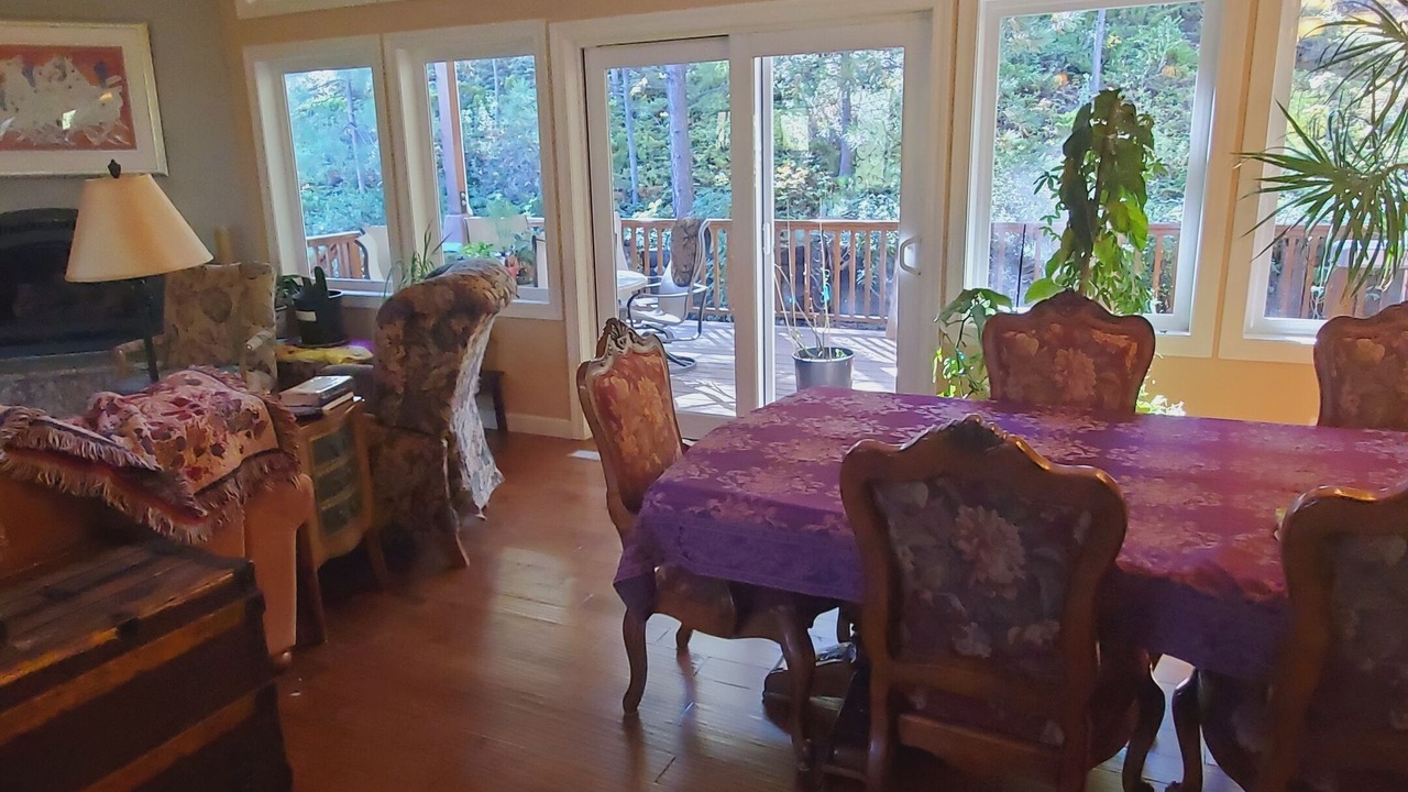 Photo of Livingroom in Forest Meadows