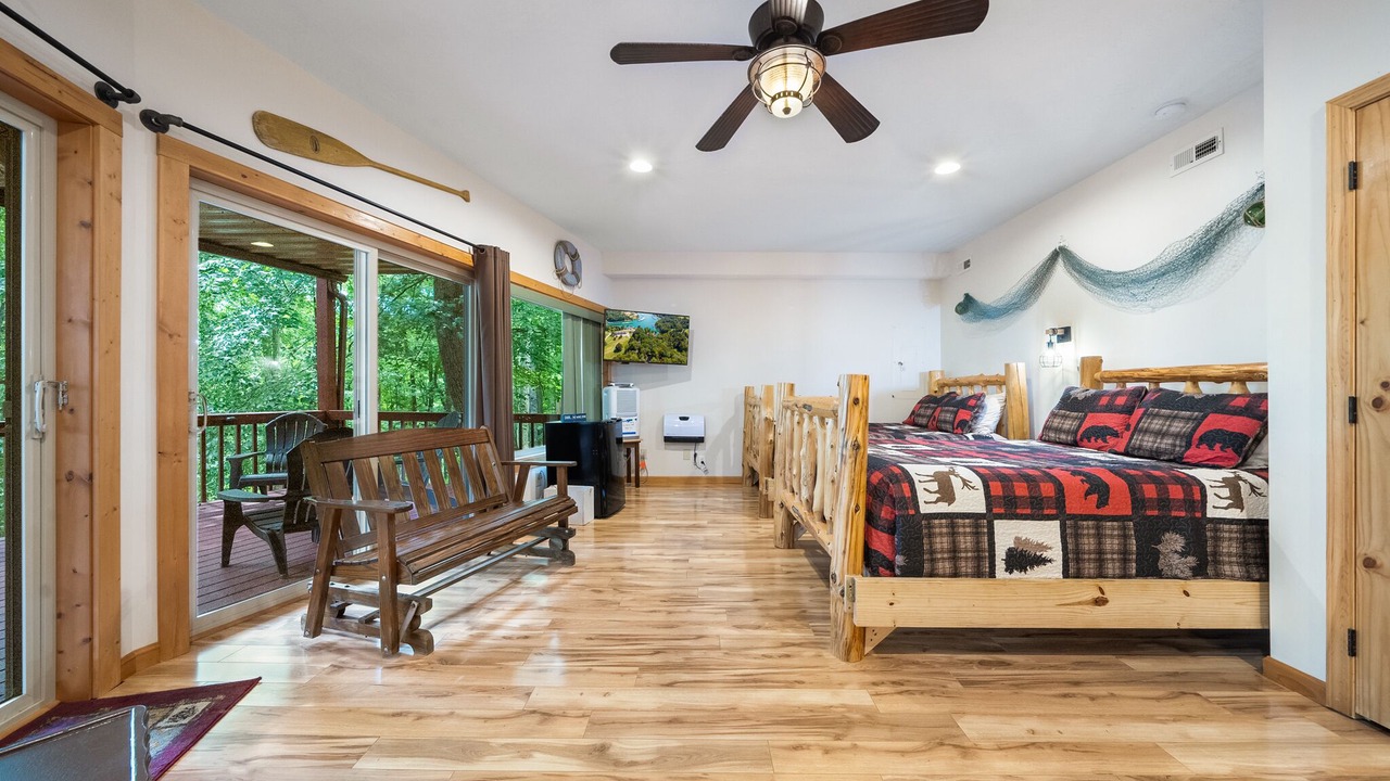 Photo of Bedroom in La Follette