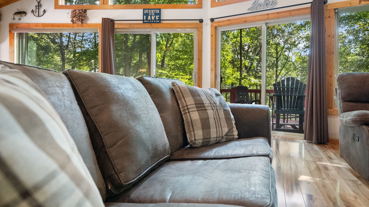 Photo of Livingroom in La Follette