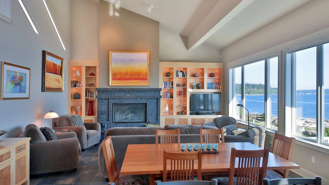 Photo of Others in Clinton