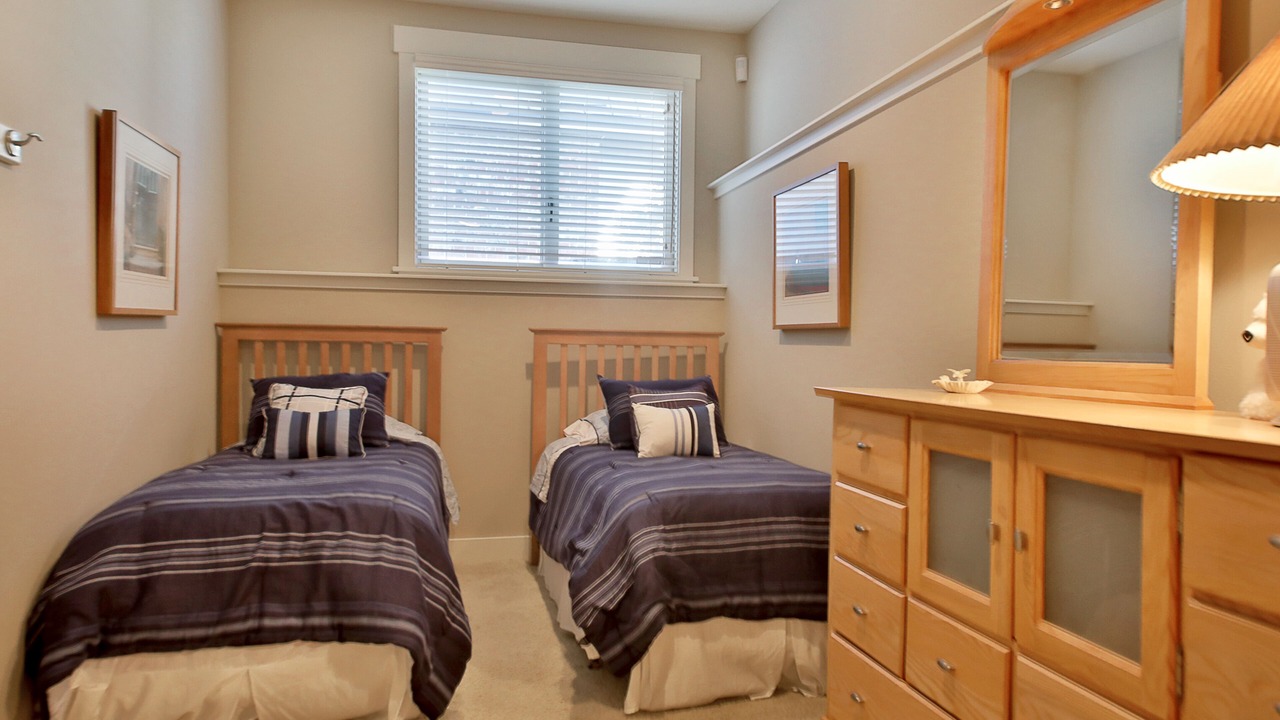 Photo of Bedroom in Clinton