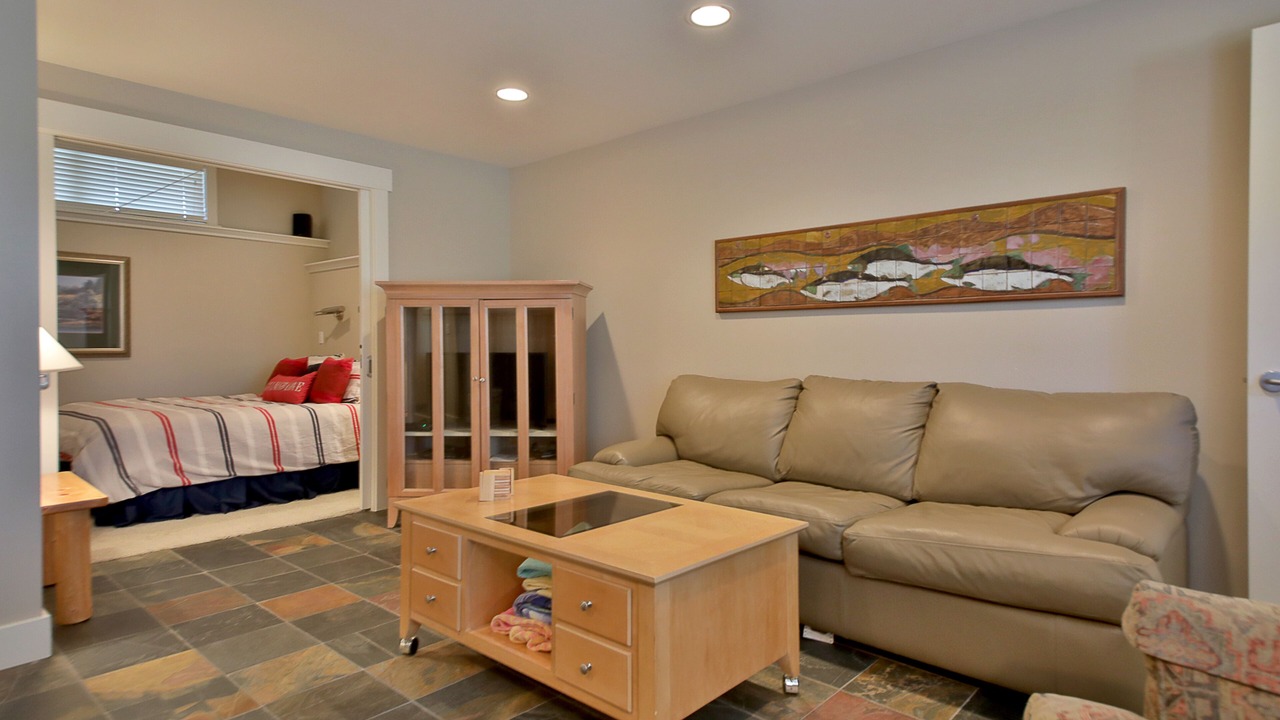 Photo of Bedroom in Clinton