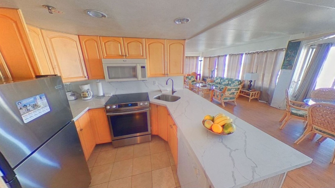 Photo of Bedroom in Waikiki