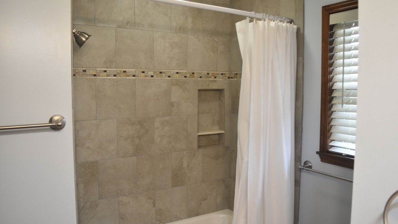 Photo of Bathroom in Jamaica Beach