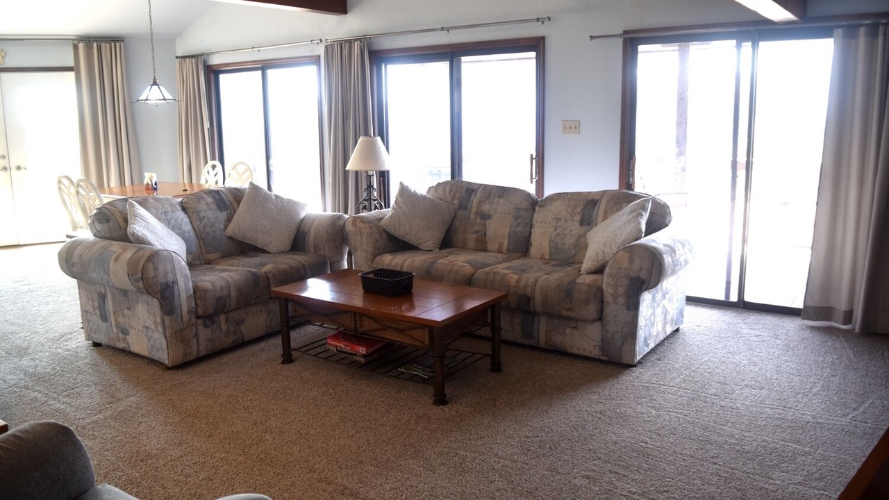 Photo of Livingroom in Jamaica Beach