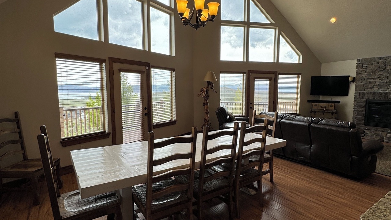 Photo of Livingroom in Sweetwater