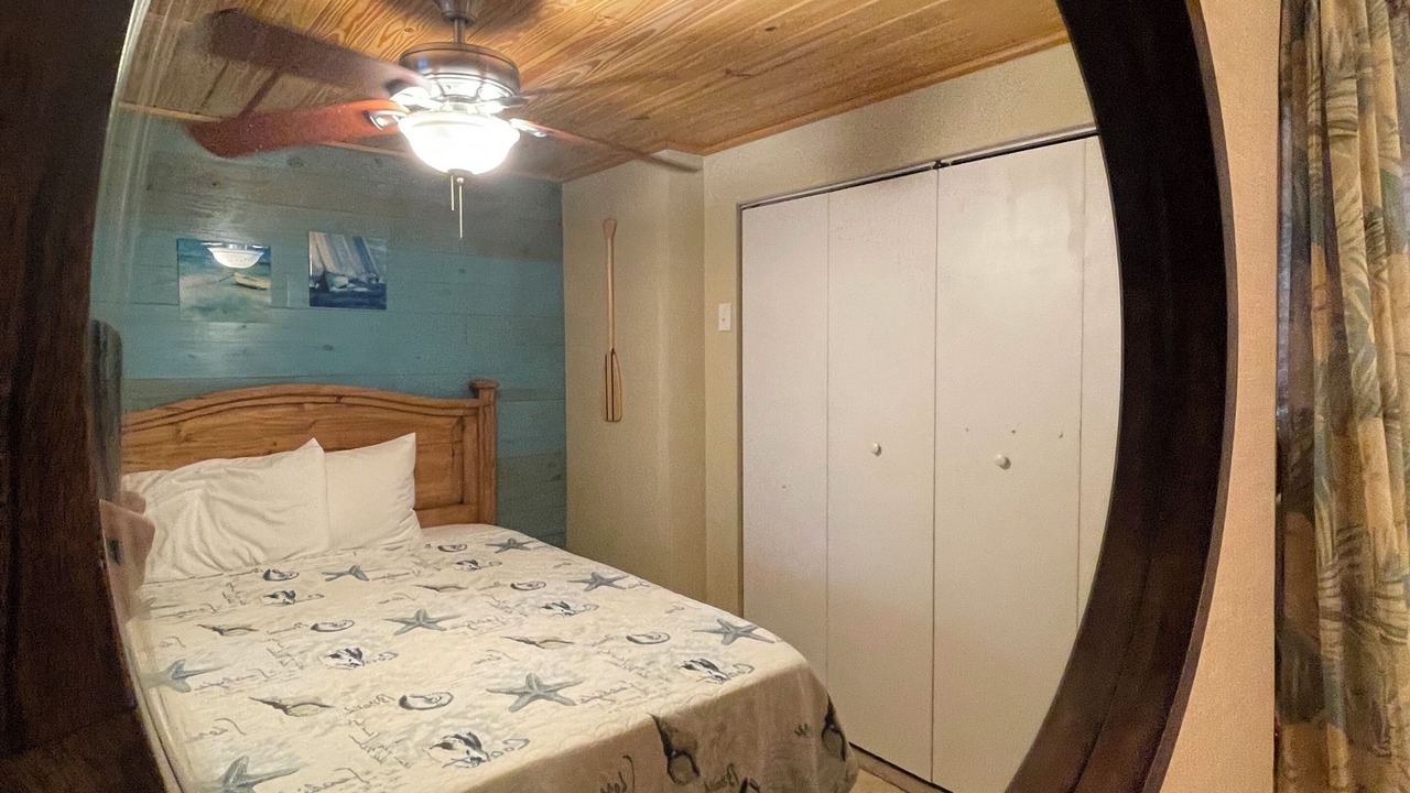 Photo of Bedroom in Crystal River