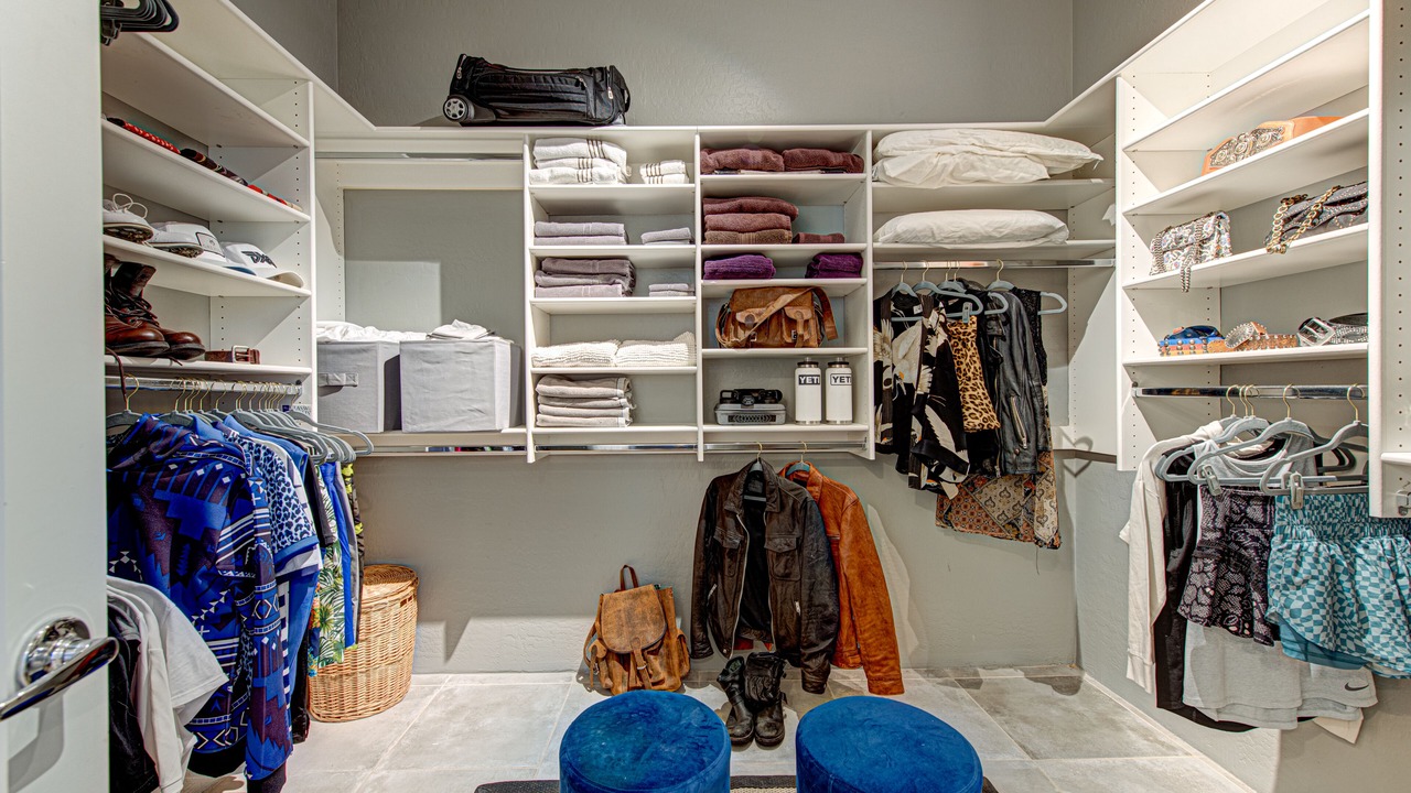 Photo of Bedroom in Legend Trail
