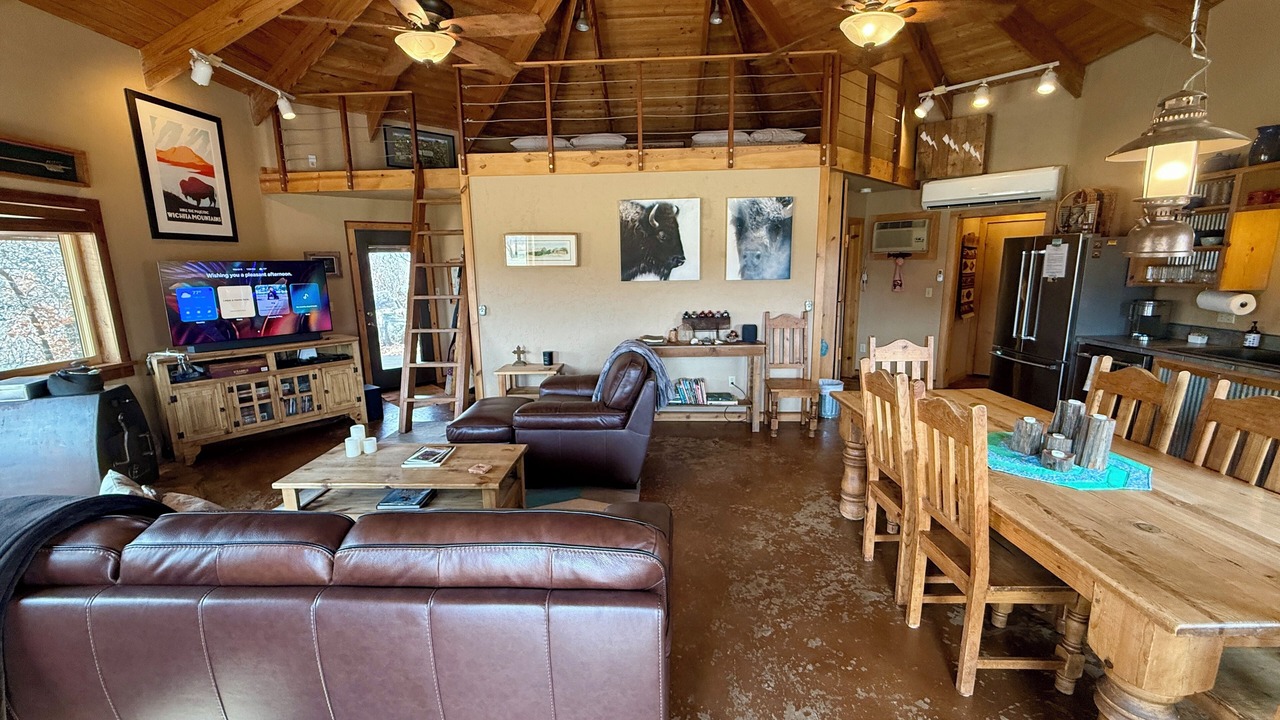 Photo of Livingroom in Lawton