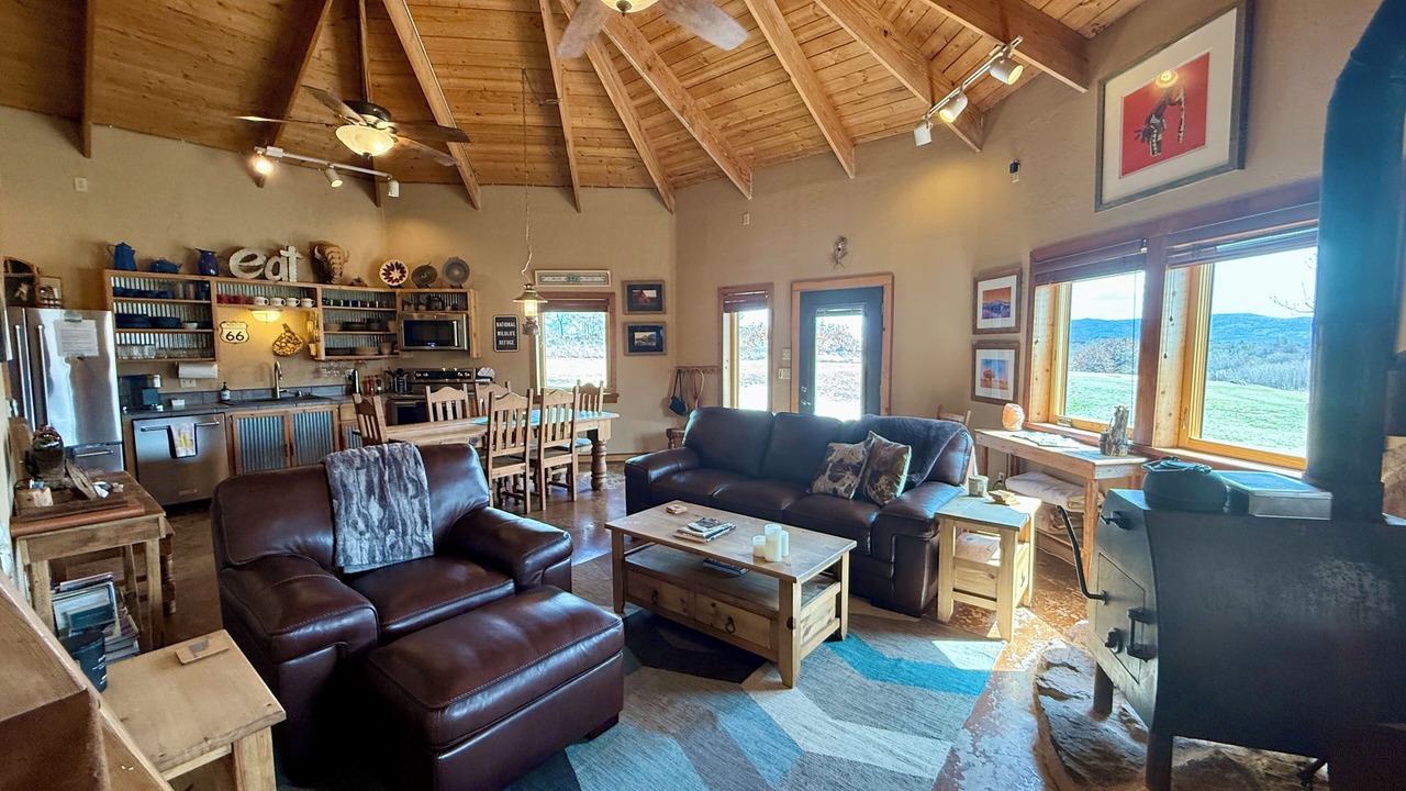 Photo of Livingroom in Lawton