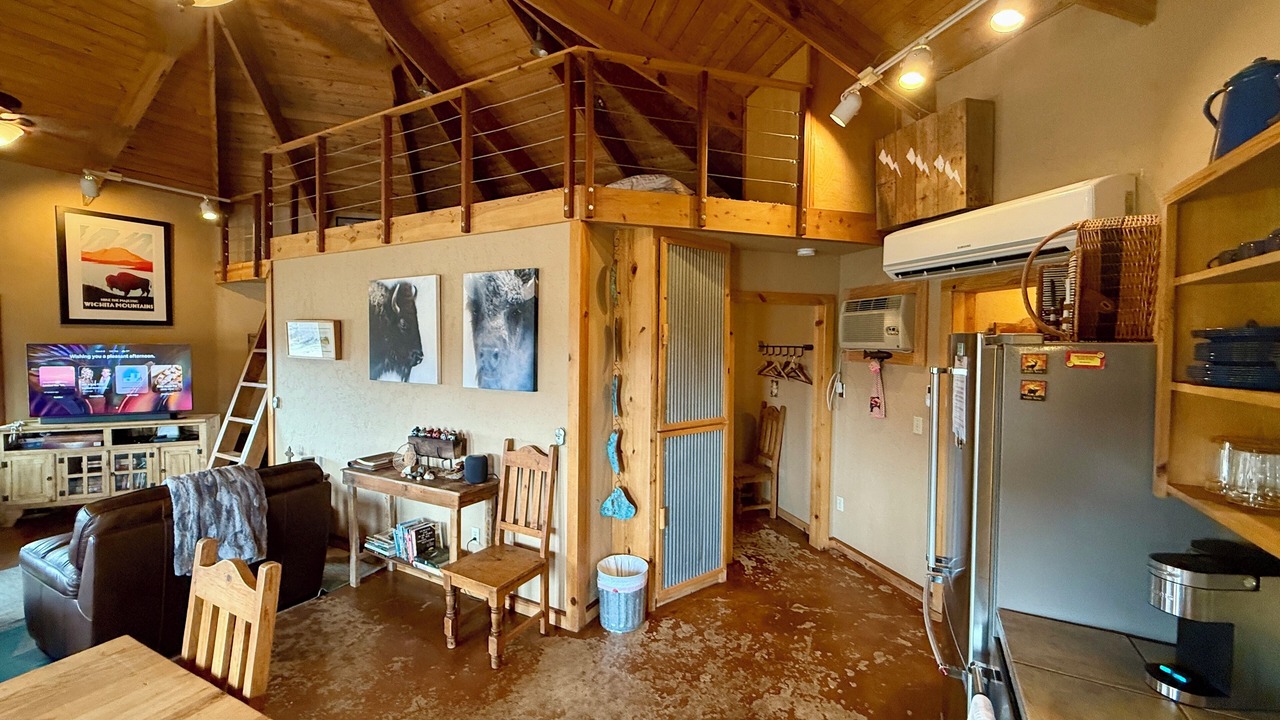 Photo of Livingroom in Lawton