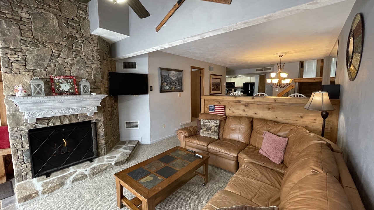 Photo of Bedroom in Seven Springs