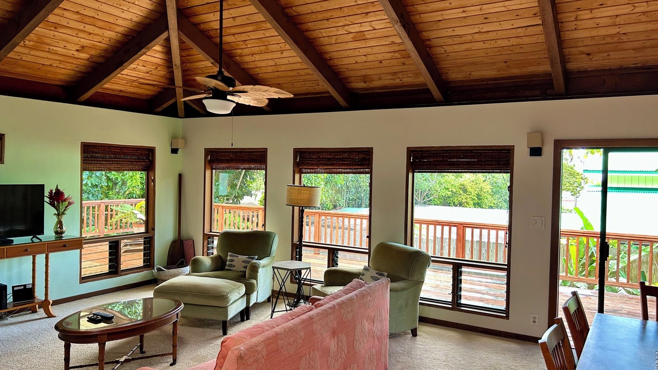 Photo of Livingroom in Pauwela