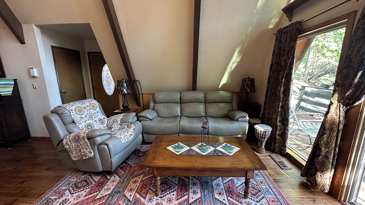 Photo of Livingroom in Placerville