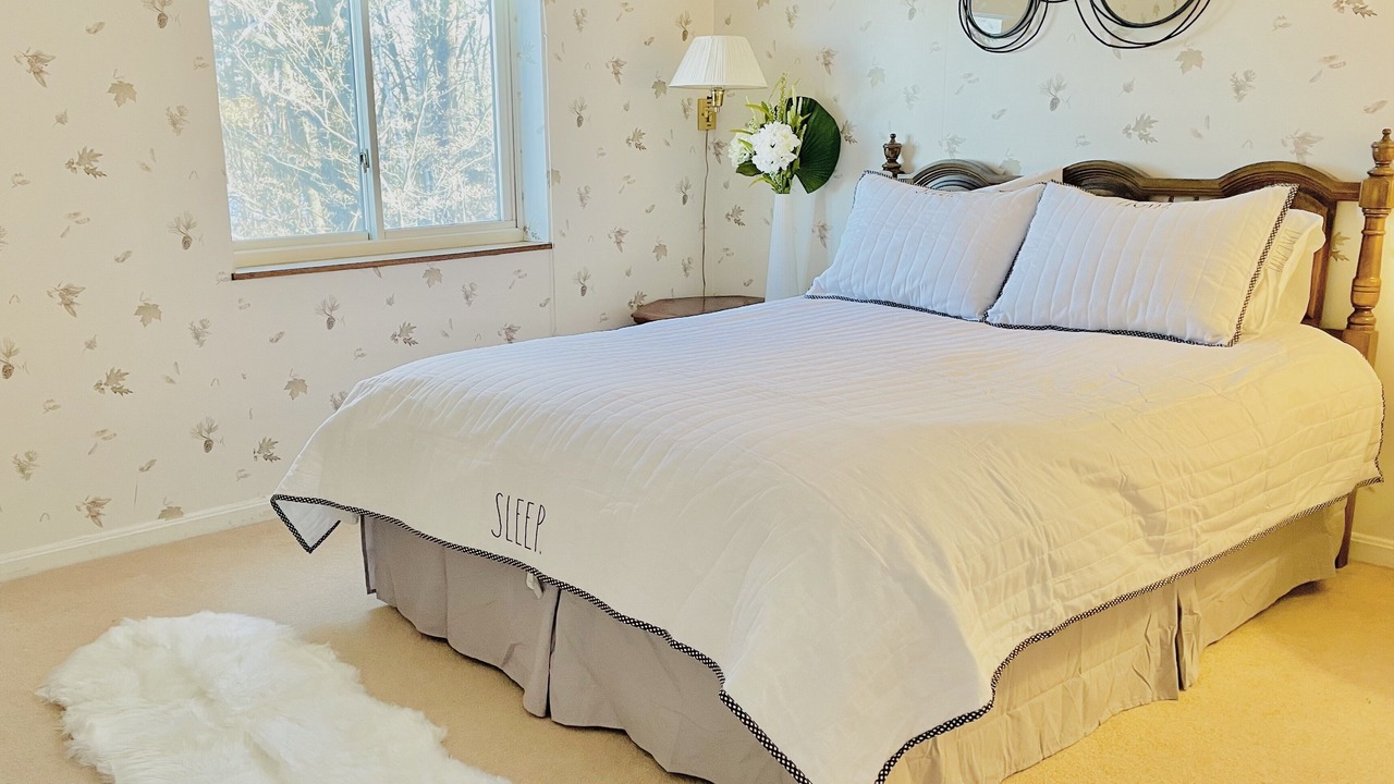 Photo of Bedroom in Kittery Point